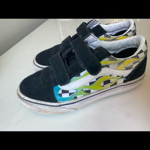 Boys Flame Vans size13